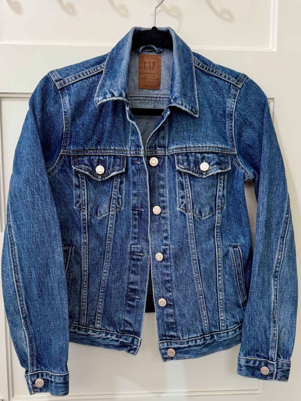 GAP Icon Denim Jacket in Dark Indigo S